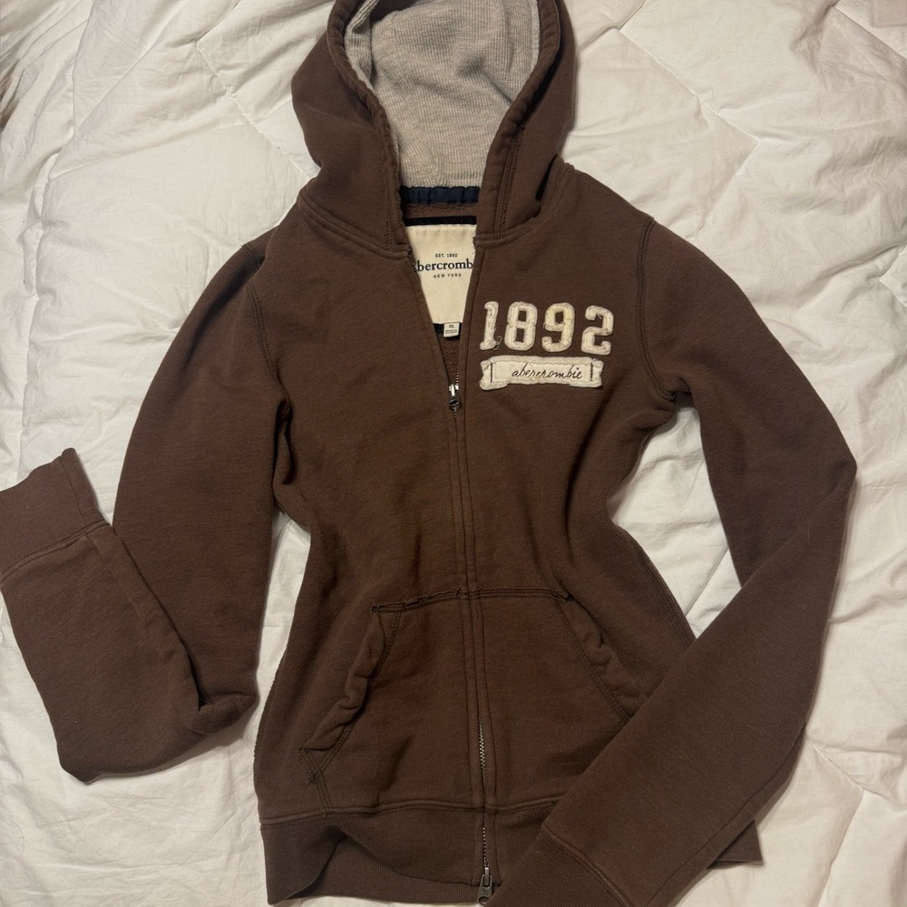 Abercrombie & Fitch zip up